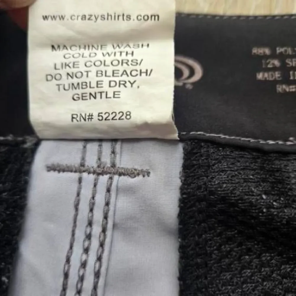 Crazy Shirts gray mens board surf shorts size 30 swim summer vacation versatile